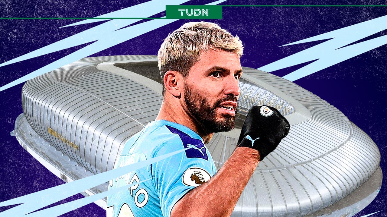 Layún corrigió al 'Kun' Agüero y lo 'invitó' al Gigante de Acero