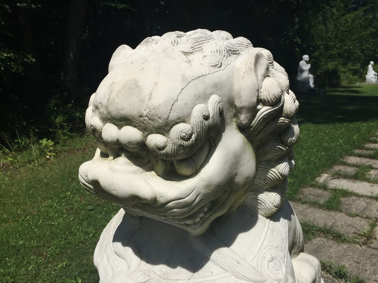 El estilo arquitectónico de la dinastía Tang de China predomina en el edificio