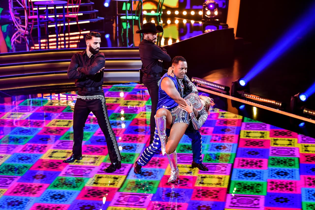 Los jueces le pidieron al dominicano más baile, pues para ellos sigue quedando a deber en este tema.