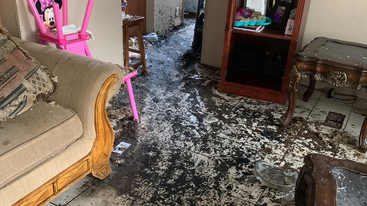 Claudia Campa, una de las afectadas, contó cómo ocurrió todo mientras estaban durmiendo en la madrugada.