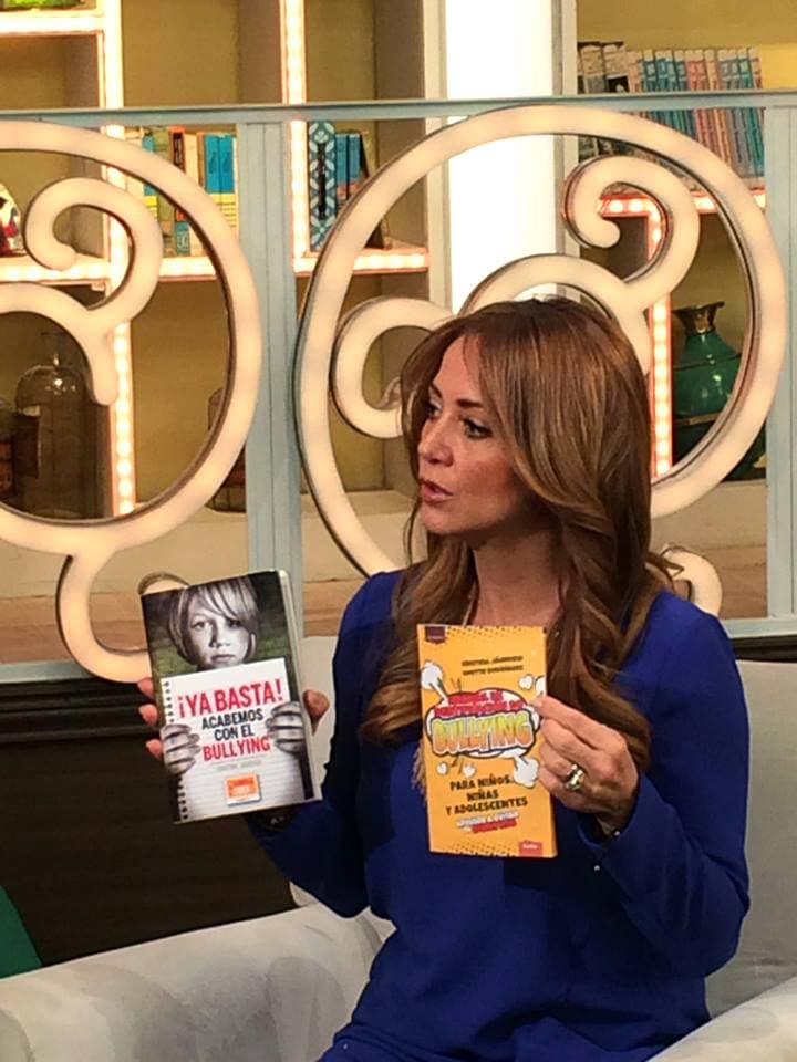 HOY la terapista Cristina Jáuregui nos habla sobre el Bullying.