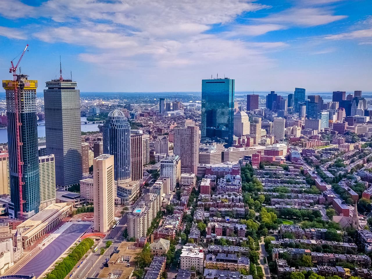 <h3 class="cms-H3-H3">13. Boston, Massachusetts</h3>
<br>
<br>Otro indicio que puede ayudar es detectar marcas de mordidas de ratas en madera o cables, teniendo cuidado porque el cableado de paredes roto puede provocar un incendio.
<br>