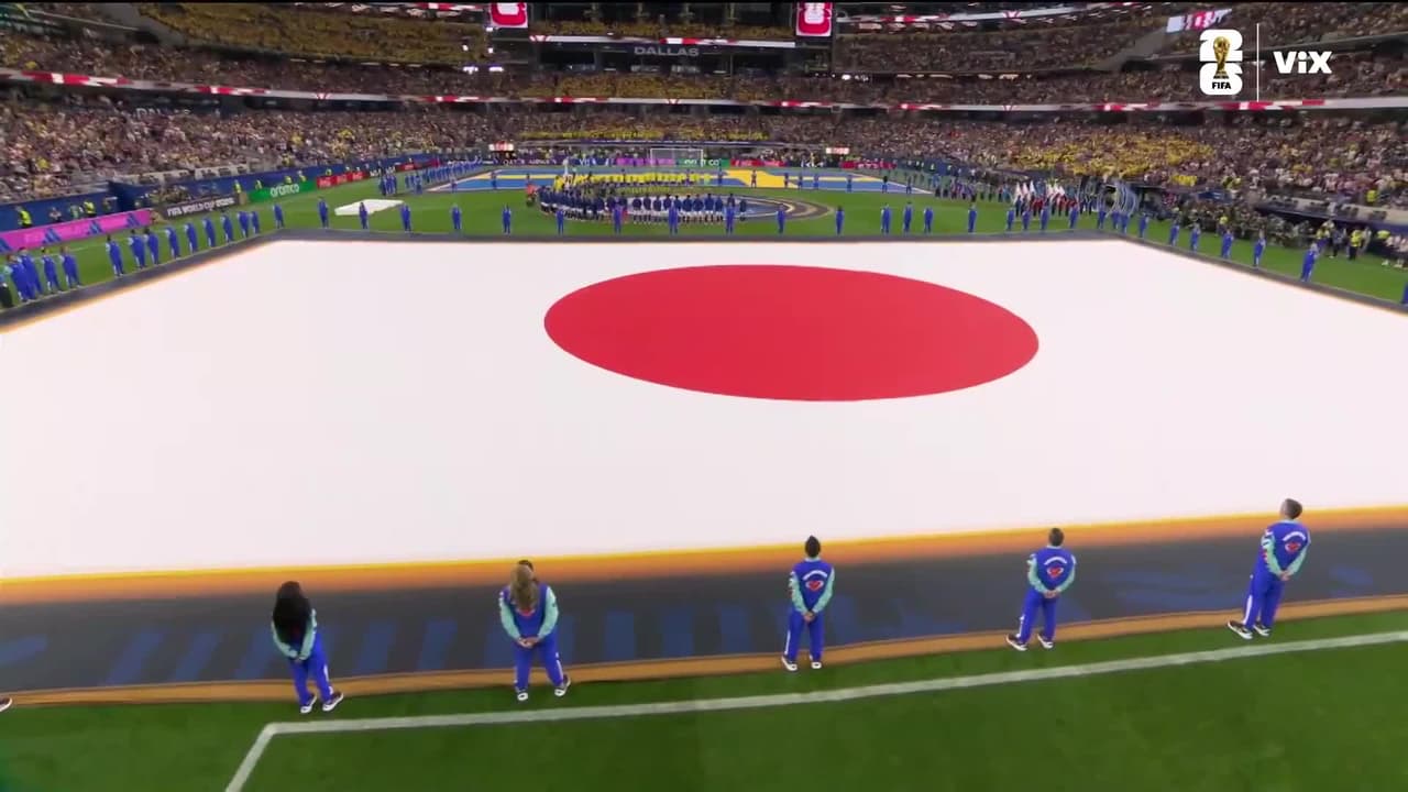 ¡Todo listo! Suenan los himnos de Japón y Suecia antes del duelo del Grupo F