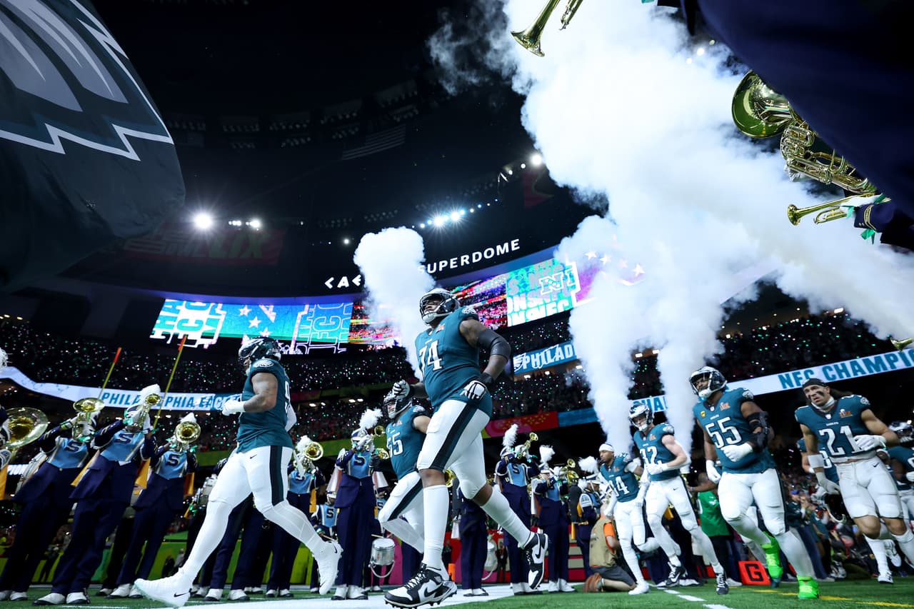 El ala defensiva de los Philadelphia Eagles, Brandon Graham, el héroe del Super Bowl LII, ¡está listo para el Super Bowl LIX en Nueva Orleans!