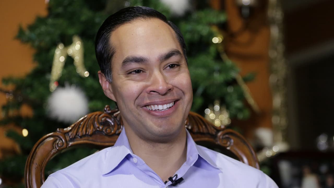 Julian Castro da un paso hacia la candidatura demócrata para la presidencia en 2020