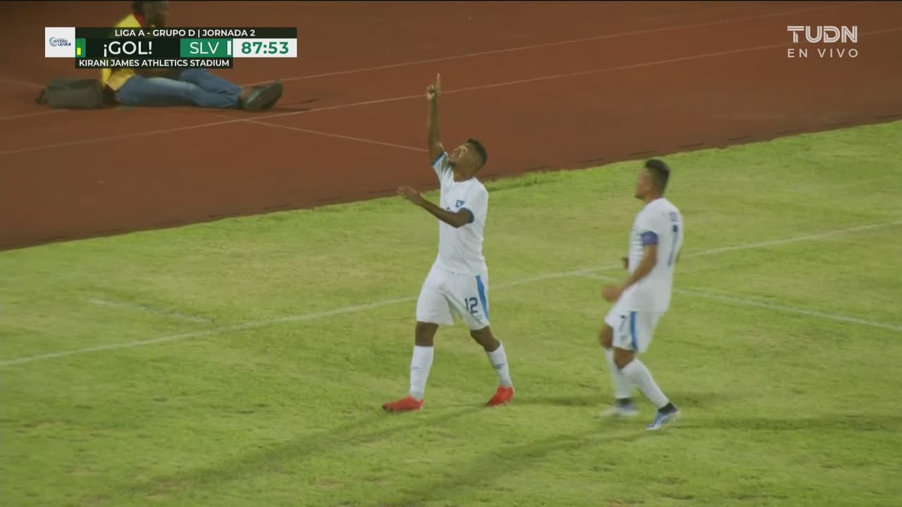 ¡Cayó el 2-2! Cristian Gil aprovecha el rechace y marca para El Salvador
