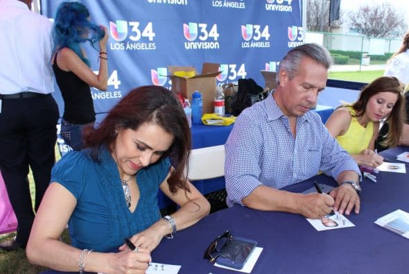 Miles se dieron cita en la séptima edición de la Feria de Educación que se festejó en Cal State Dominguez Hills. Te compartimos fotos de la concurrida celebración escolar.