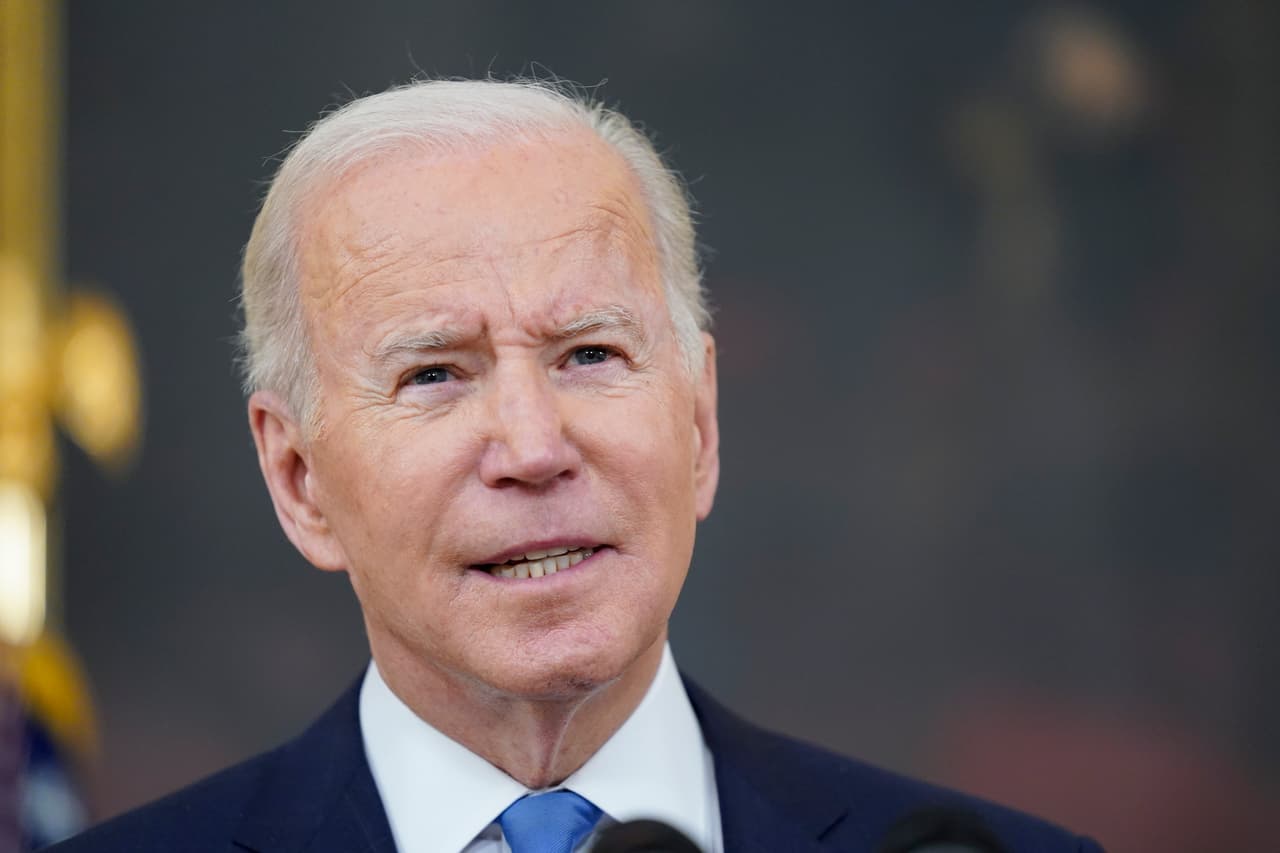 500 millones de pruebas gratuitas a domicilio: las medidas de Biden ante el rápido avance de ómicron