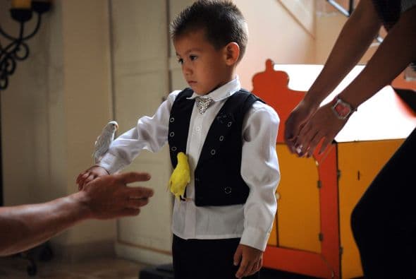 James, que ya ha hecho algunas presentaciones en Medellín (al noroeste de Bogotá), comenzó a realizar trucos de magia cuando tenía apenas dos años.