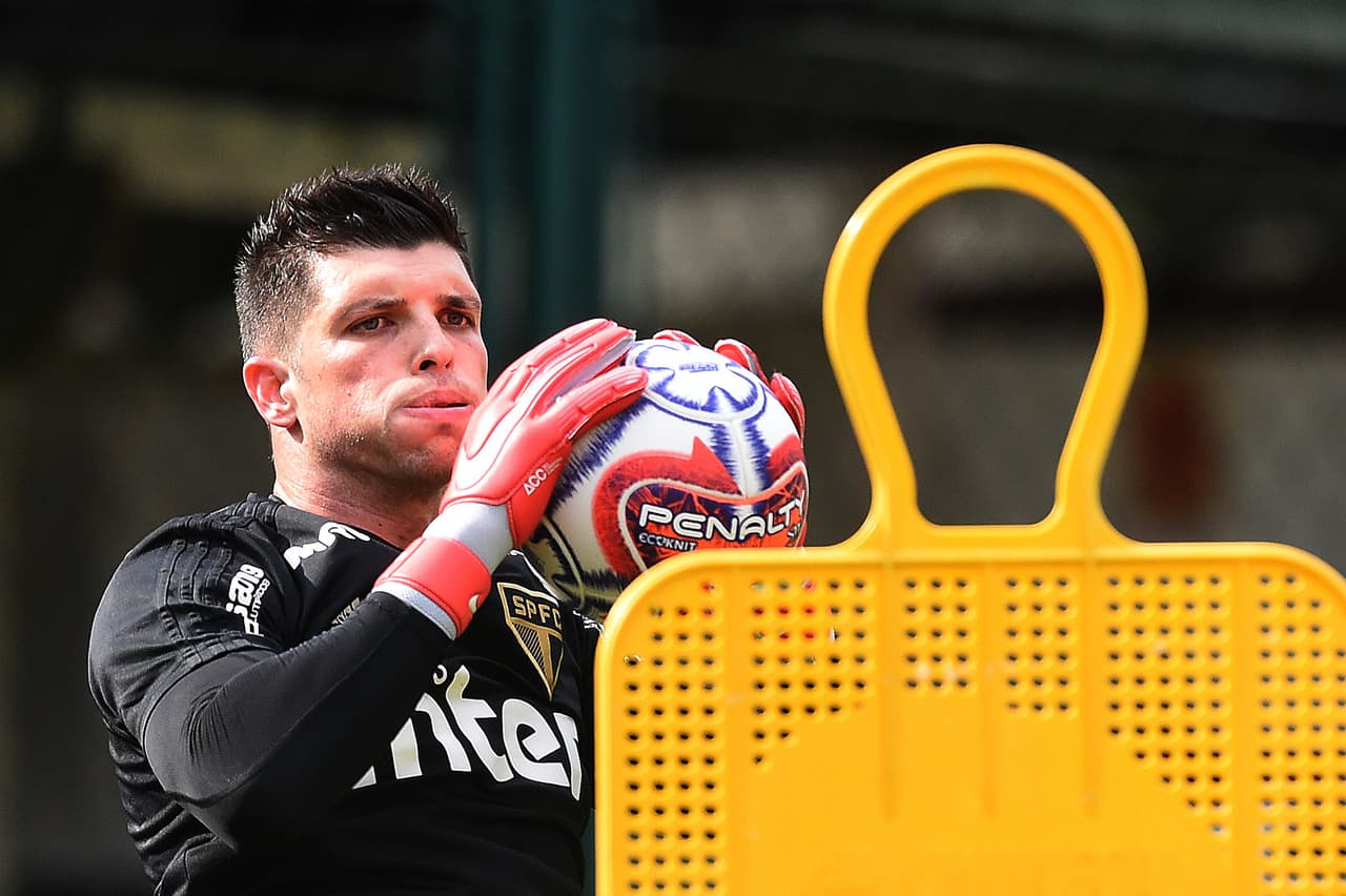 Tiago Volpi desea suerte a Marchesín en su aventura europea