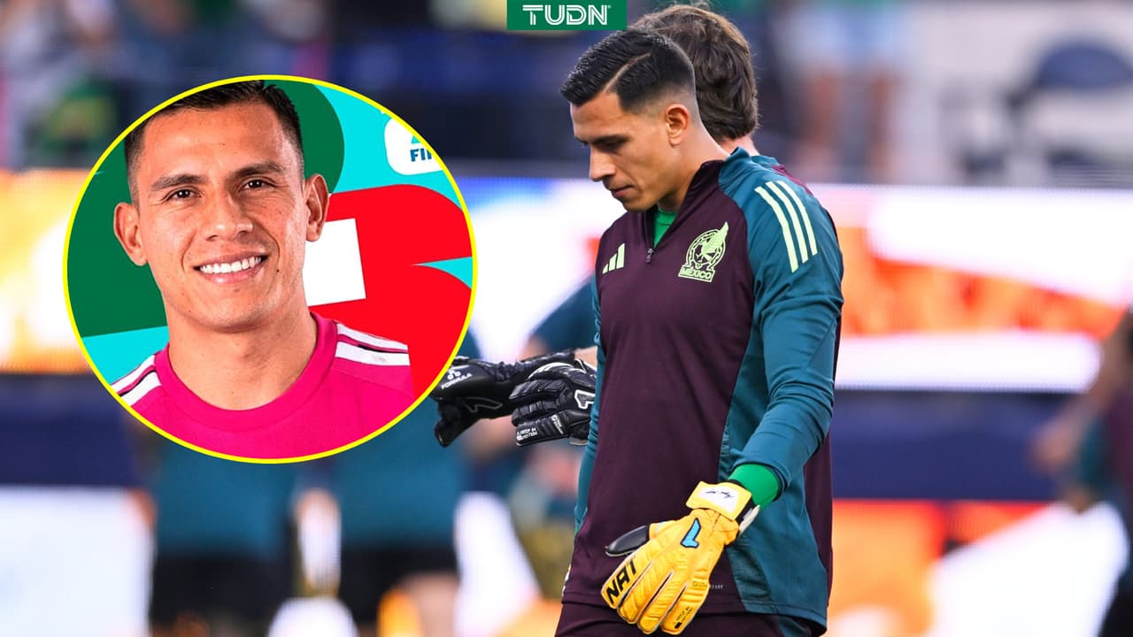 Malagón comparte reacción de su estampa del álbum del Mundial 2026
