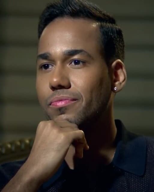 Parece que 'no rompe ni un plato', pero el 'Rey de la Bachata' es dinamita pura.