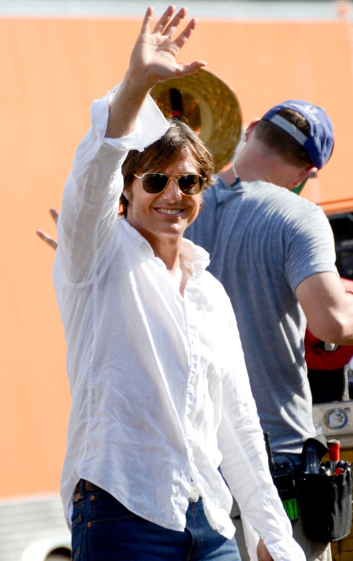 ¿Su trabajo? Transportar droga de contrabando para la CIA.