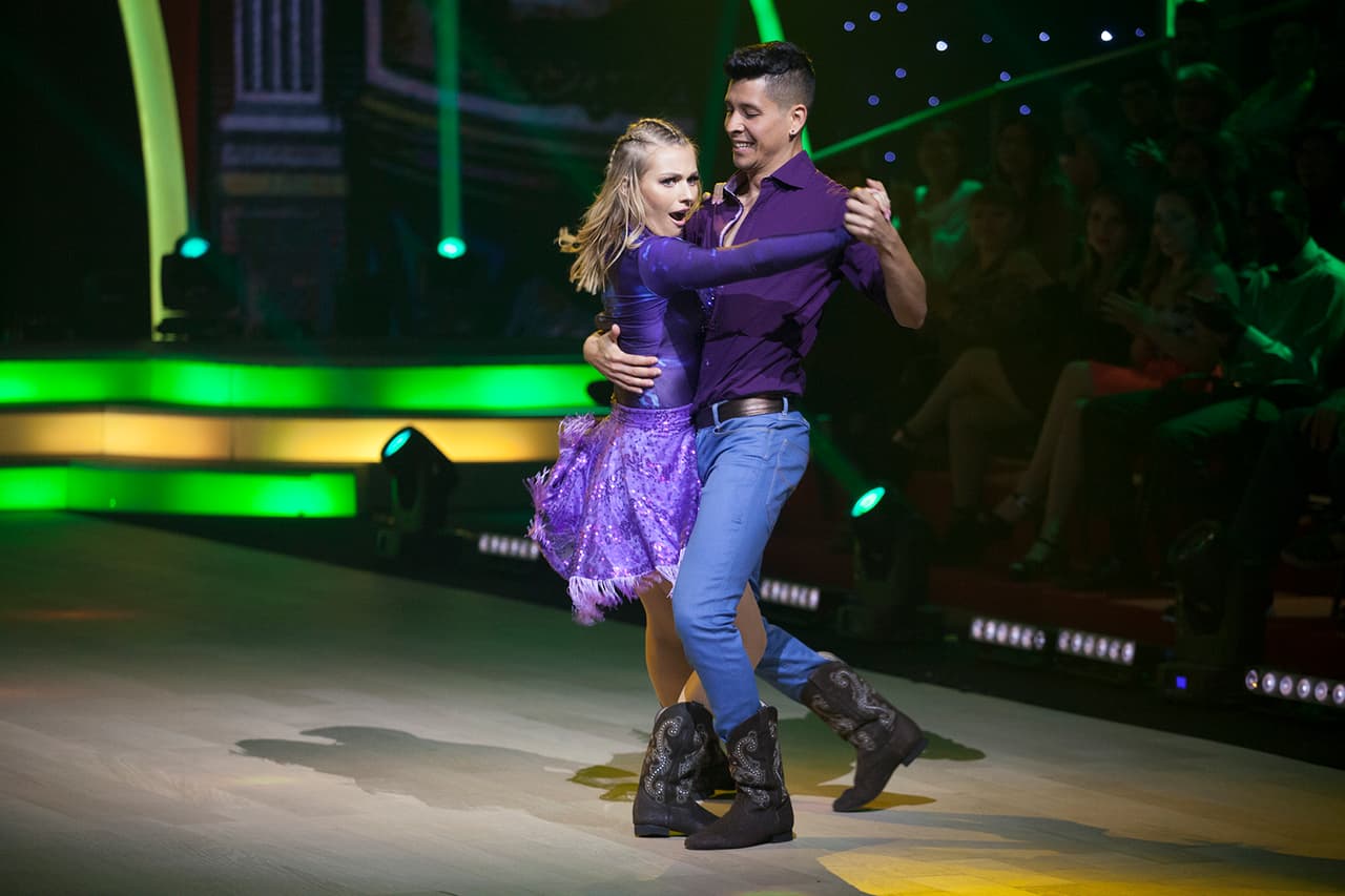 Durante la sexta temporada de Mira Quién Baila, que se estrenó en julio de 2018, Irina Baeva y Santiago Ramundo formaron parte del elenco de este reality show.