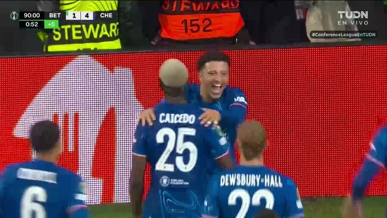 ¡Gol del Chelsea! Caicedo firma el 4-1 sobre el Betis y acaricia el título