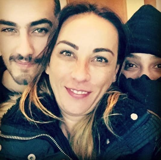 "Entonces le dije 'hijito, es que las cosas no se agarran y ahí viene la policía por ti y nomás dijo: '¡No, mamá. No, mamá!' y le dije 'mañana tienes que decirles la verdad'... Qué cruel mamá soy, ¿verdad? [...]", señaló Duval.