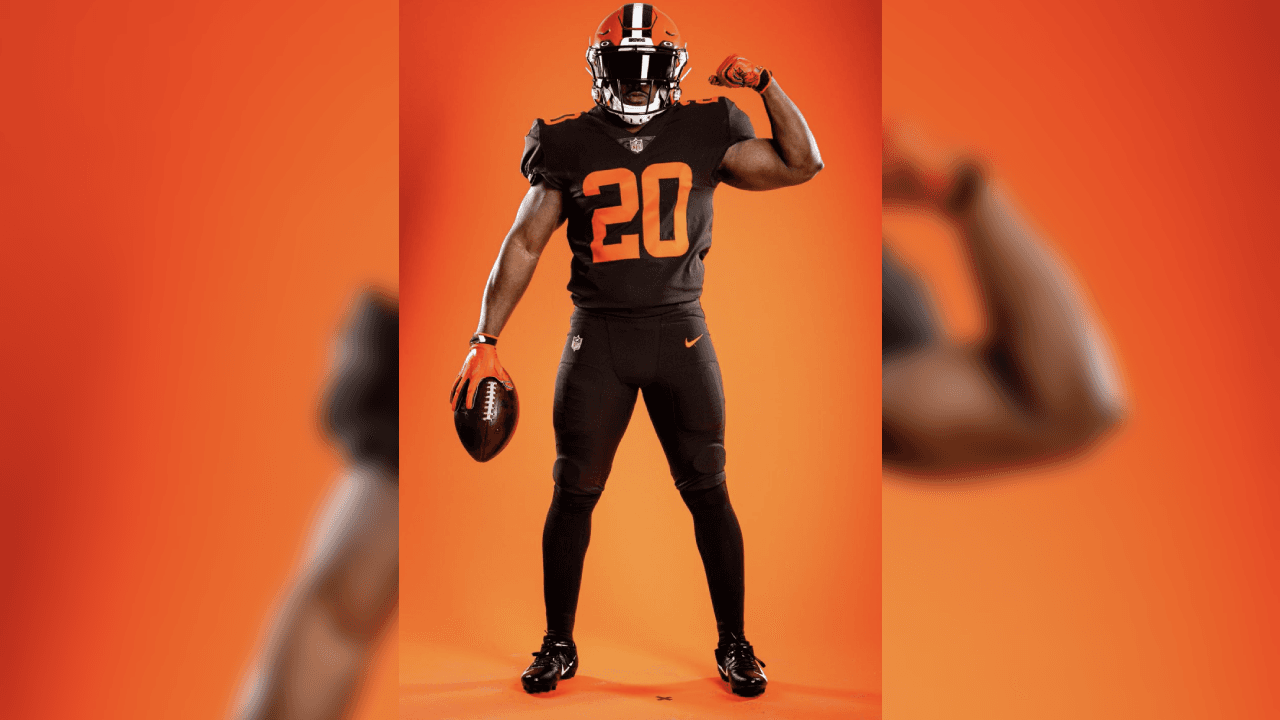 Así luce la nueva imagen de los Browns, con algunos ajustes en las combinaciones y cambio de tipografía de los números.