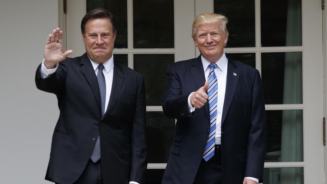 Panamamian president Juan Carlos Varela at the White House with president Donald Trump on June 19, 2017.