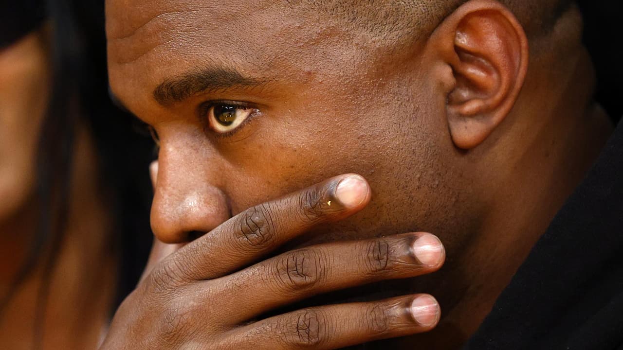 Kanye West es suspendido de Instagram temporalmente por insultar a presentador, ¿deben cerrarle la cuenta permanentemente?