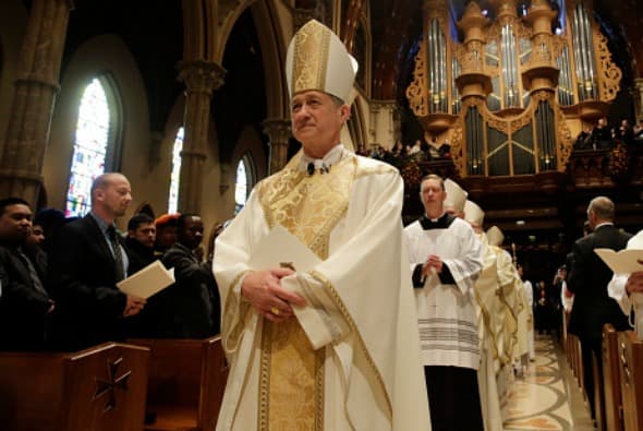 Cardenal de Chicago fija postura ante medidas migratorias: No permitirán entrada a agentes de ICE, pero no serán iglesias santuario