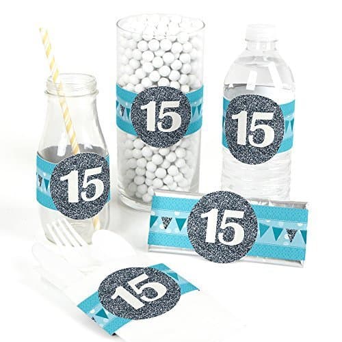 Muchos de los artículos de la fiesta se pueden elaborar en casa, como
<a href="https://www.amazon.com/Quinceanera-Pink-Sweet-Wrapper-Favors/dp/B011F5IIFW/ref=sr_1_16?s=toys-and-games&ie=UTF8&qid=1481125671&sr=1-16&keywords=quinceañera">este set para las bebidas y los cubiertos</a>... si están dispuestos a hacerlos a mano uno a uno para todos los asistentes.