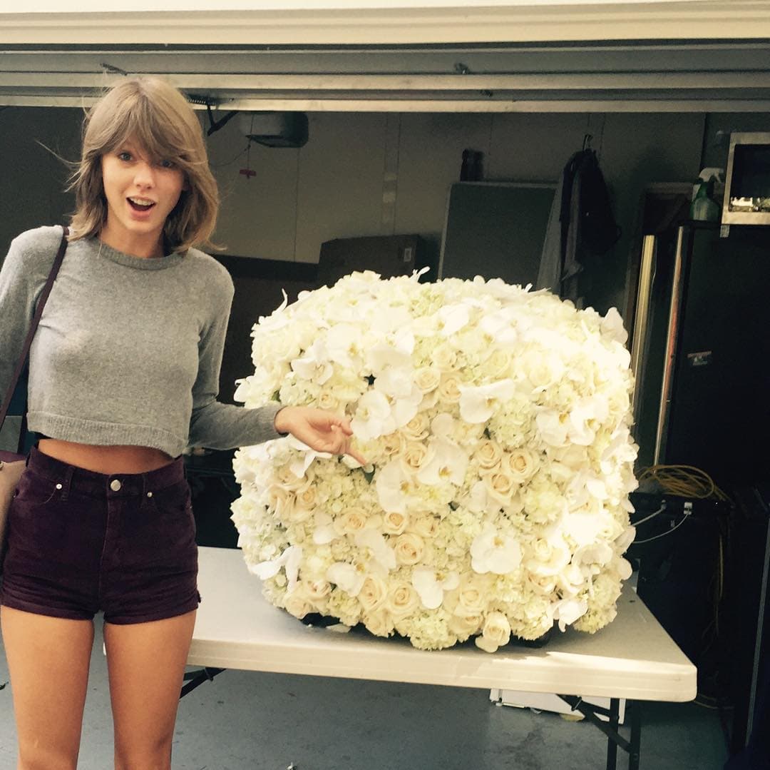 En segundo lugar se encuentra nuevamente Taylor Swift, con esta foto de un arreglo floral enviado por Kim Kardashian y Kanye West. Tiene 2.5 millones de likes.