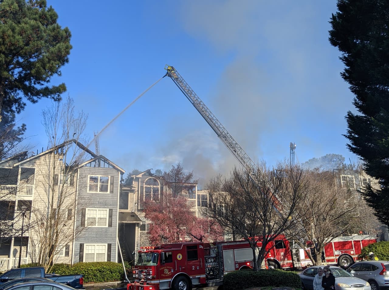 Según la Cruz Roja 24 unidades sufrieron daños importantes y que 41 personas fueron desplazadas.