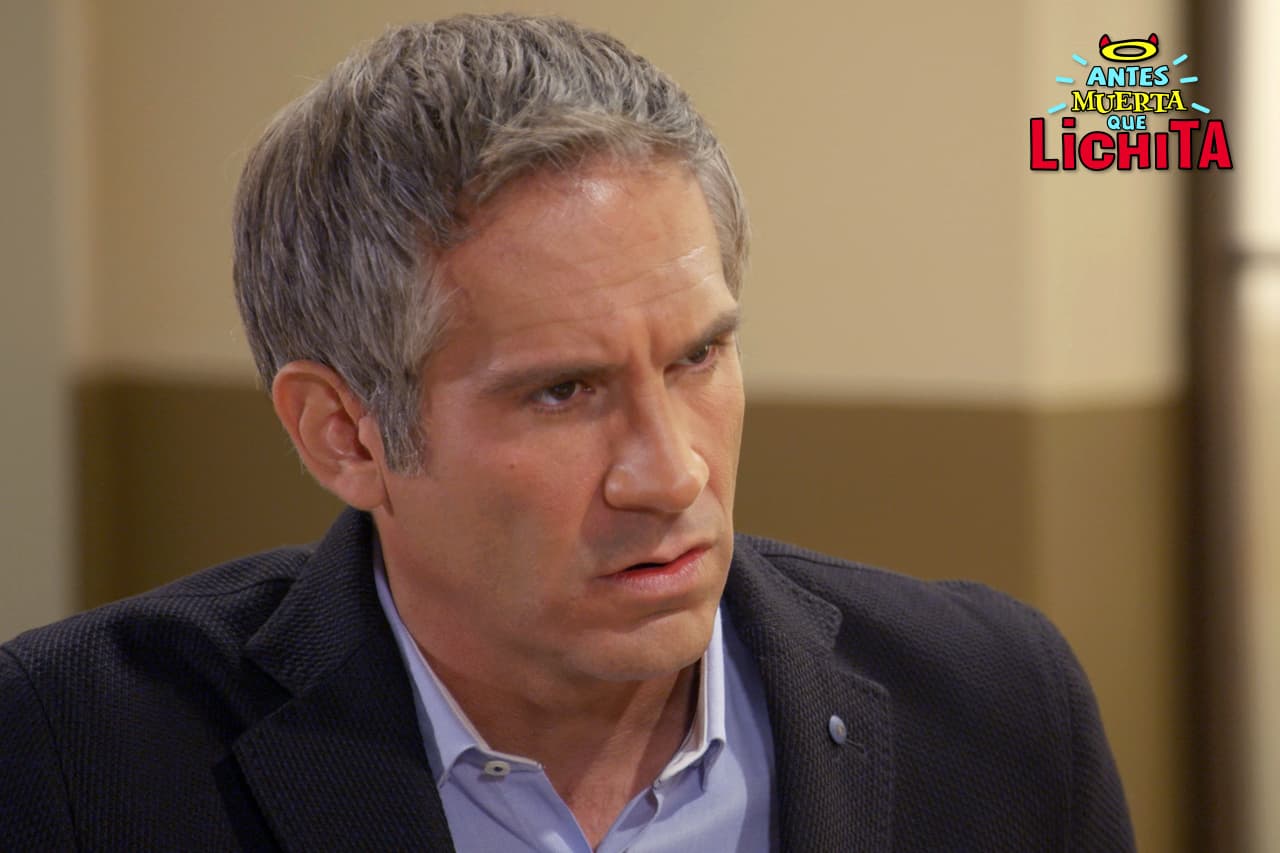 Roberto le cuenta a Carmona que en la cárcel descubrió que Vladimir abusó de una menor y por eso lo golpeó.