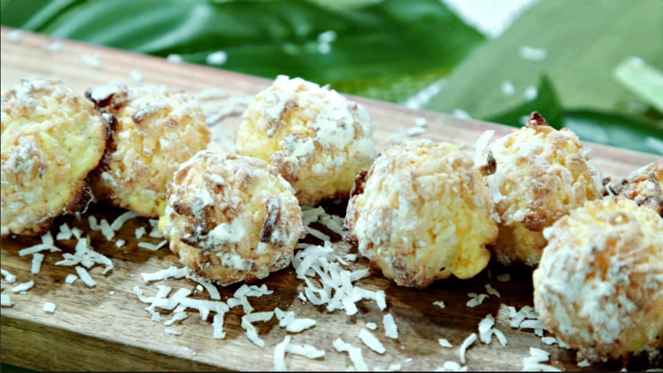 Bolitas de coco rallado