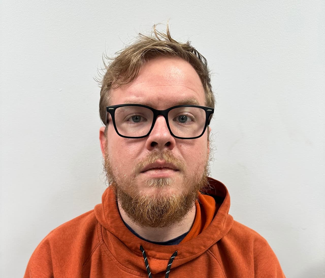  Detienen a maestro acusado de agresión sexual a estudiante de una escuela en Edgecombe