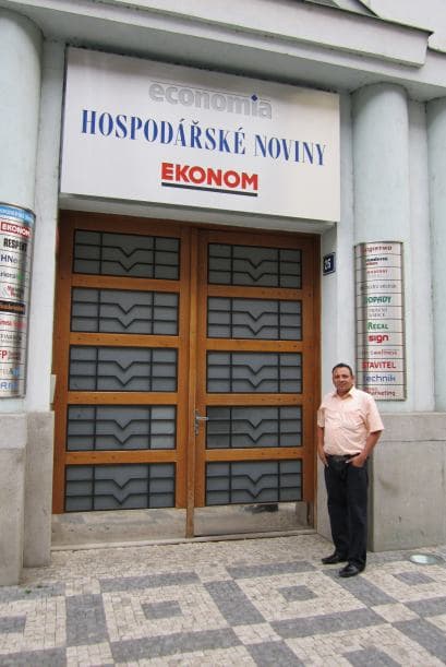 El periodista independiente Roberto de Jesús Guerra, director de la Agencia de Prensa cubana (independiente) llegó a Checoeslovaquia. Roberto de Jesús fue entrevistado por el periódico Dnes de Praga y por la agencia HN.