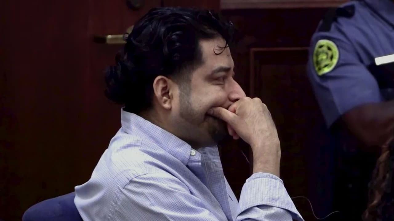 Testigo rompe en llanto durante el juicio por el asesinato de la soldado hispana Katia Dueñas