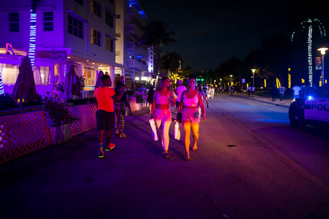 Condado Miami-Dade suspende el toque de queda en el condado desde el 12 de abril