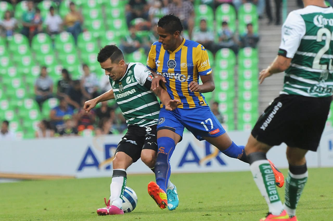 Izazola ha vagado por clubes del 
<b>Ascenso MX, Hungría, Guatemala y la India.</b>