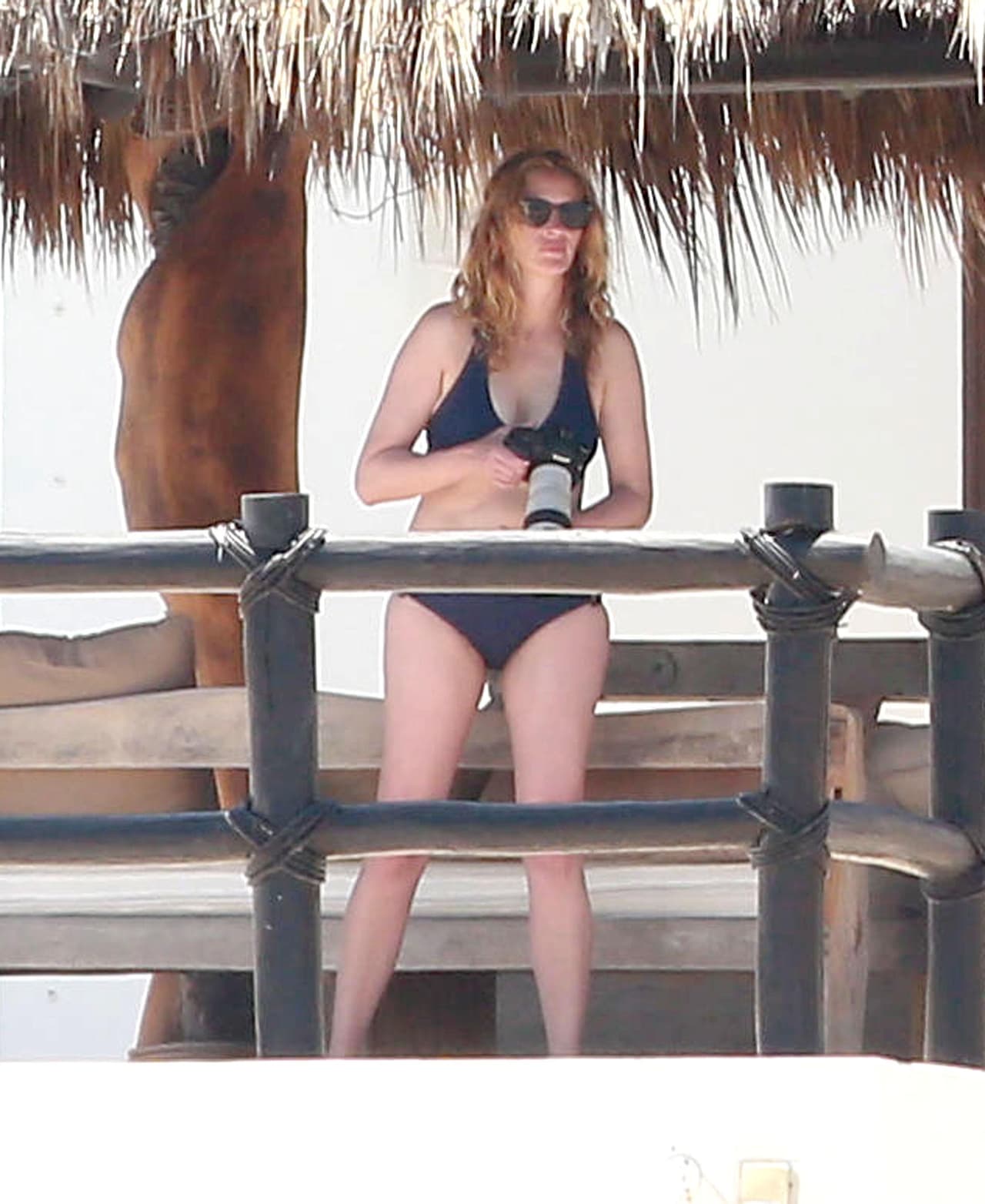 ¿Qué opinas de Julia en bikini?