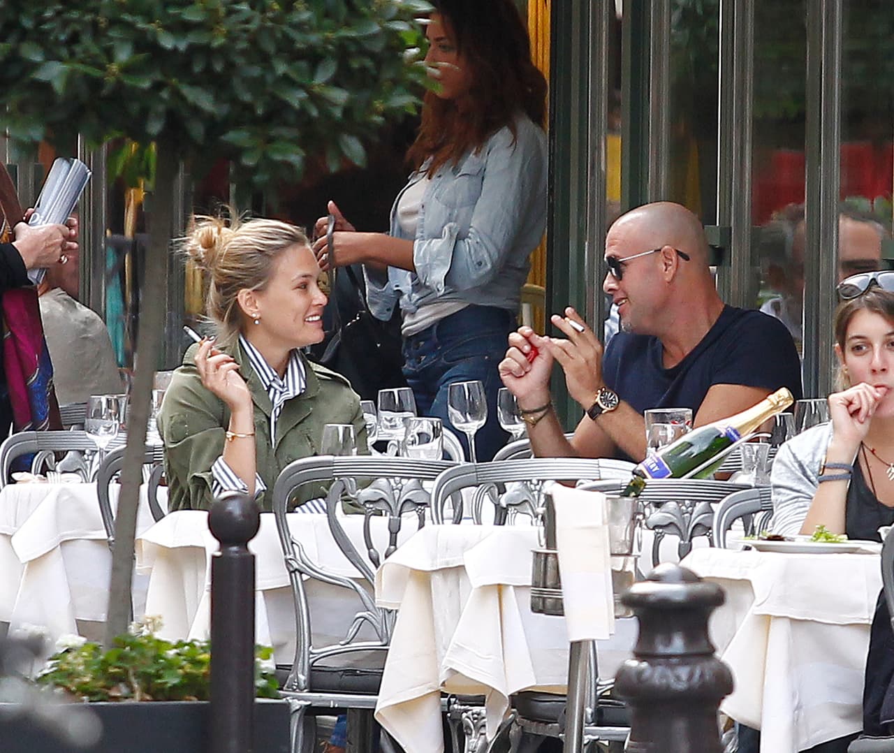 Las fotos más románticas de Bar y Adi.