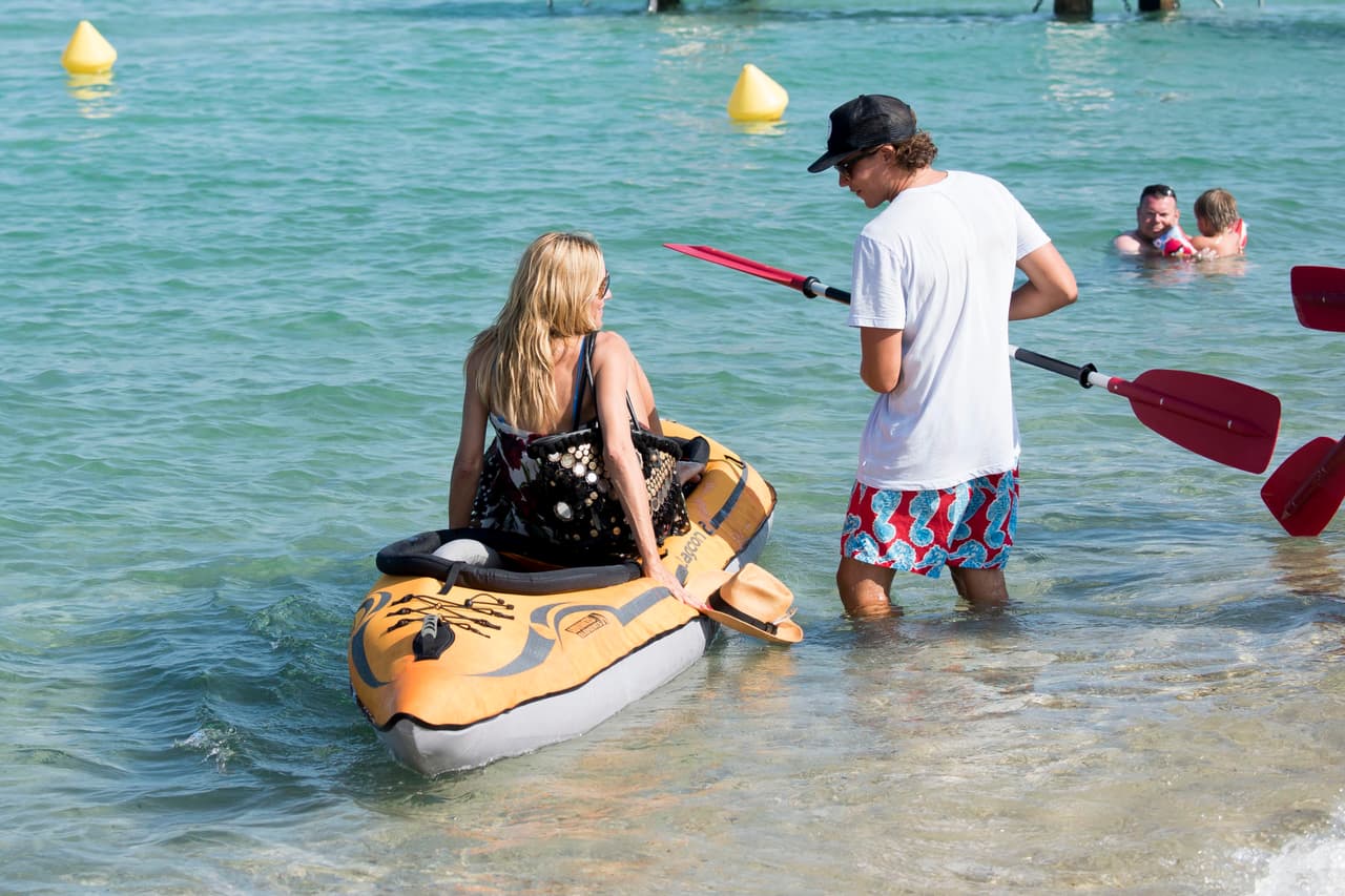 Heidi no lo pensó dos veces, ¡fue la primera en subirse!