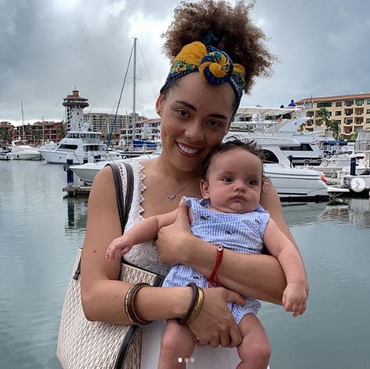 El pequeño Tadeo disfruto del mar y cálido clima del lugar.