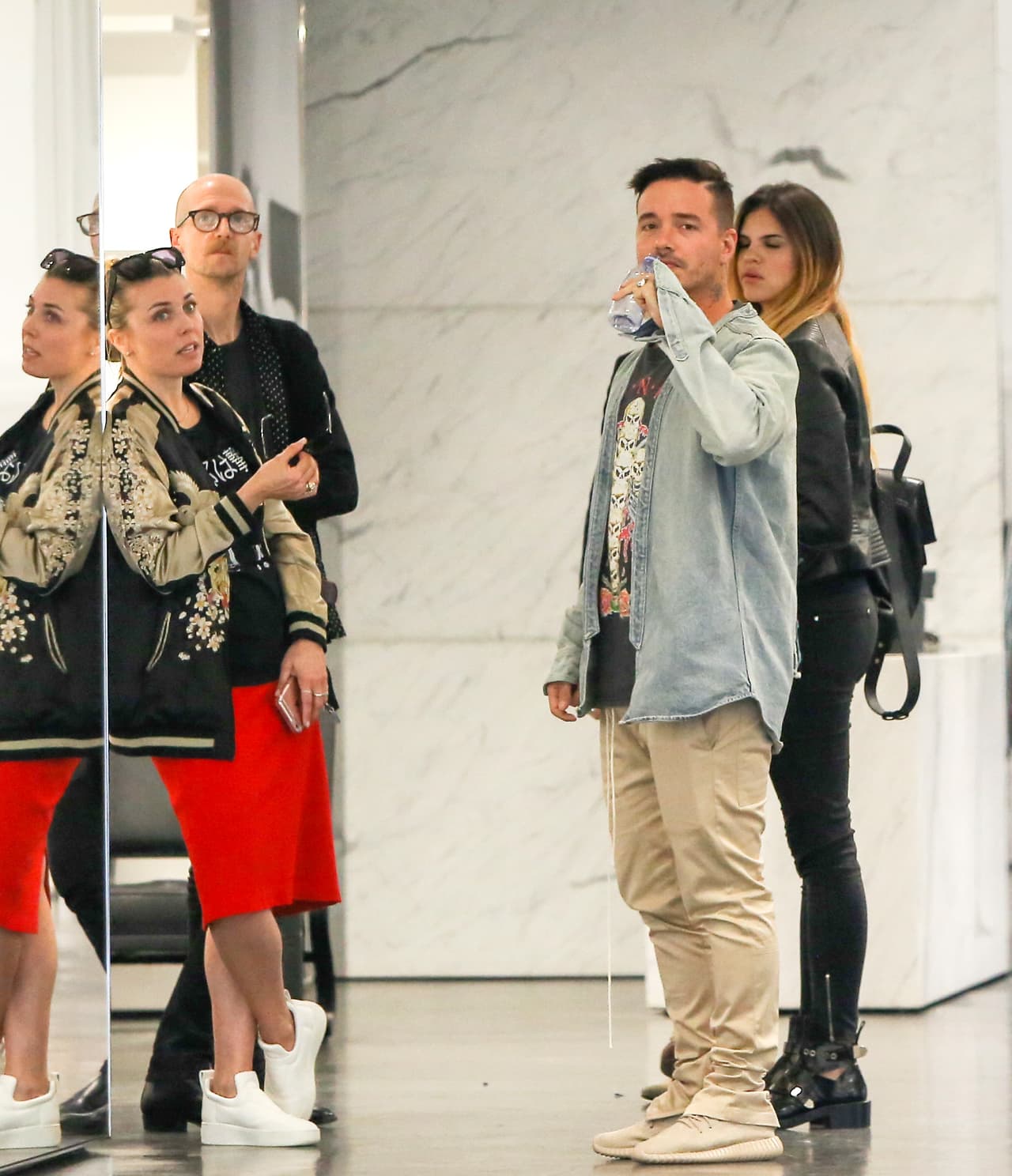 Este par se la pasan todo el tiempo juntos, así que bien podrían llegar de la manita a desfilar por la alfombra.