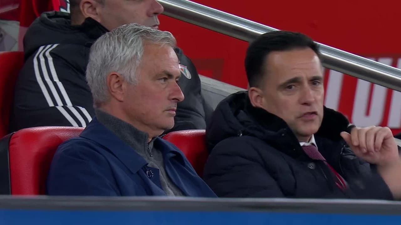 ¡Esta es la ubicación desde donde José Mourinho está viendo el Real Madrid vs Benfica!