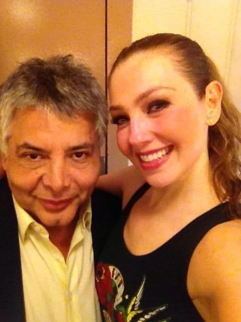 El diseñador mexicano 
<b>Mitzy ha sido pieza clave en los vestuarios de Thalía</b>, confeccionando esas piezas que de alguna manera han dejado huella en su vida.