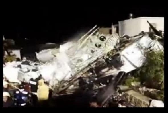 El avión llevaba 54 pasajeros y cuatro tripulantes.