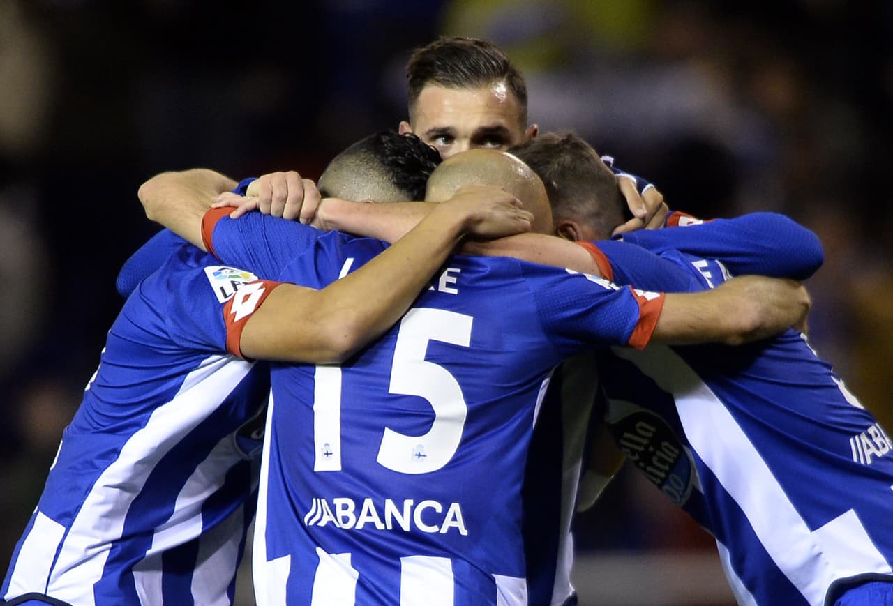 El Deportivo vence a Las Palmas y se mete en zona europea