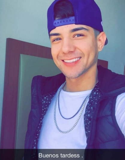 Este galán también sorprenderá sobre el escenario.