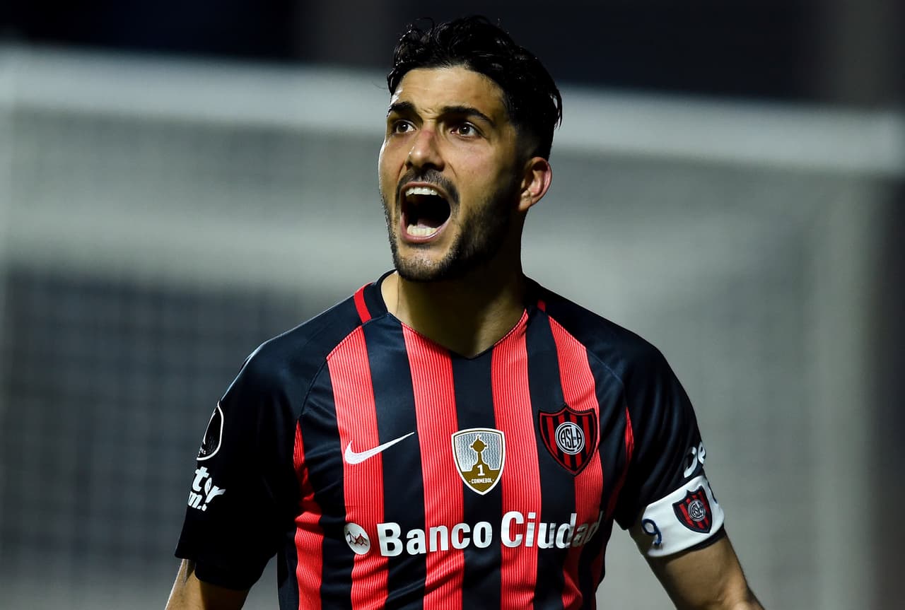 El delantero argentino Nicolás Blandi, de San Lorenzo, es la primera opción para los Pumas en este mercado en busca de reemplazar a Nicolás Castillo.