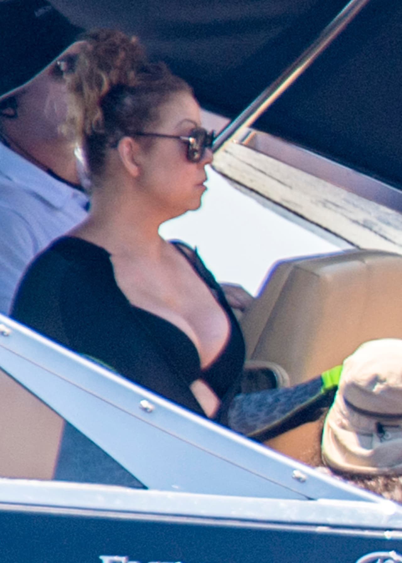 La estrella de la música nunca pierde el glamour.