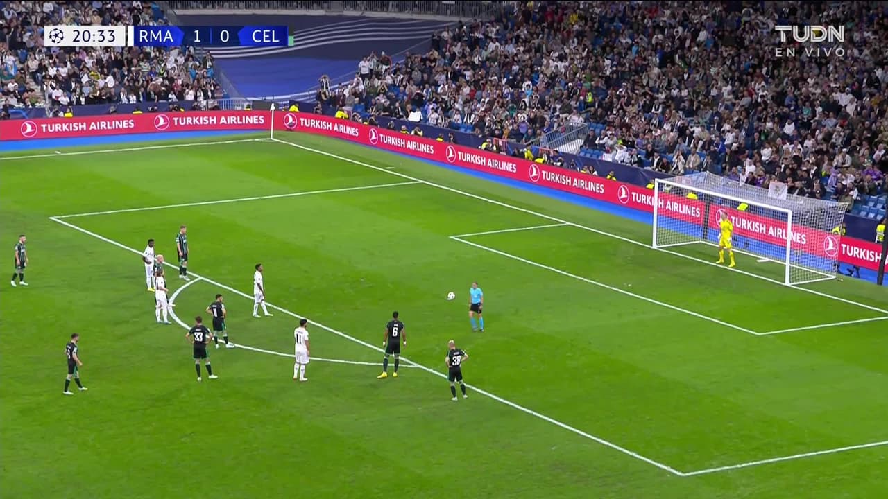 ¡GOL!  anota para Real Madrid. Rodrygo