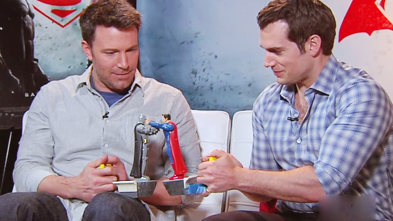 En esa ocasión, el
<b><a href="https://www.univision.com/entretenimiento/geek/ben-affleck-habla-sobre-sad-affleck-y-le-dice-hello-darkness-my-old-friend" target="_blank"> meme fue conocido como "Sad Affleck" ("Affleck triste")</a></b> por la cara que hizo mientras su colega hablaba. 
<br>