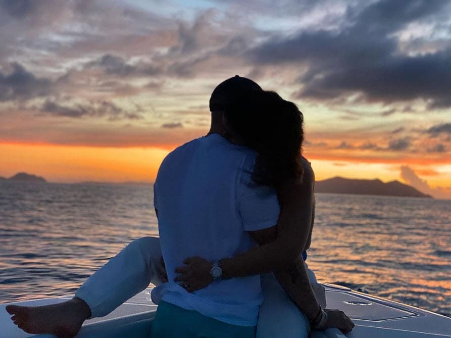 Los festejos incluyeron mariachi y un viaje
<b><a href="https://www.univision.com/shows/el-gordo-y-la-flaca/clarissa-molina-celebra-cumpleanos-30-fotos" target="_blank">al lado de su novio, Vicente Saavedra</a></b>, cuya relación se confirmó el pasado 10 de septiembre.