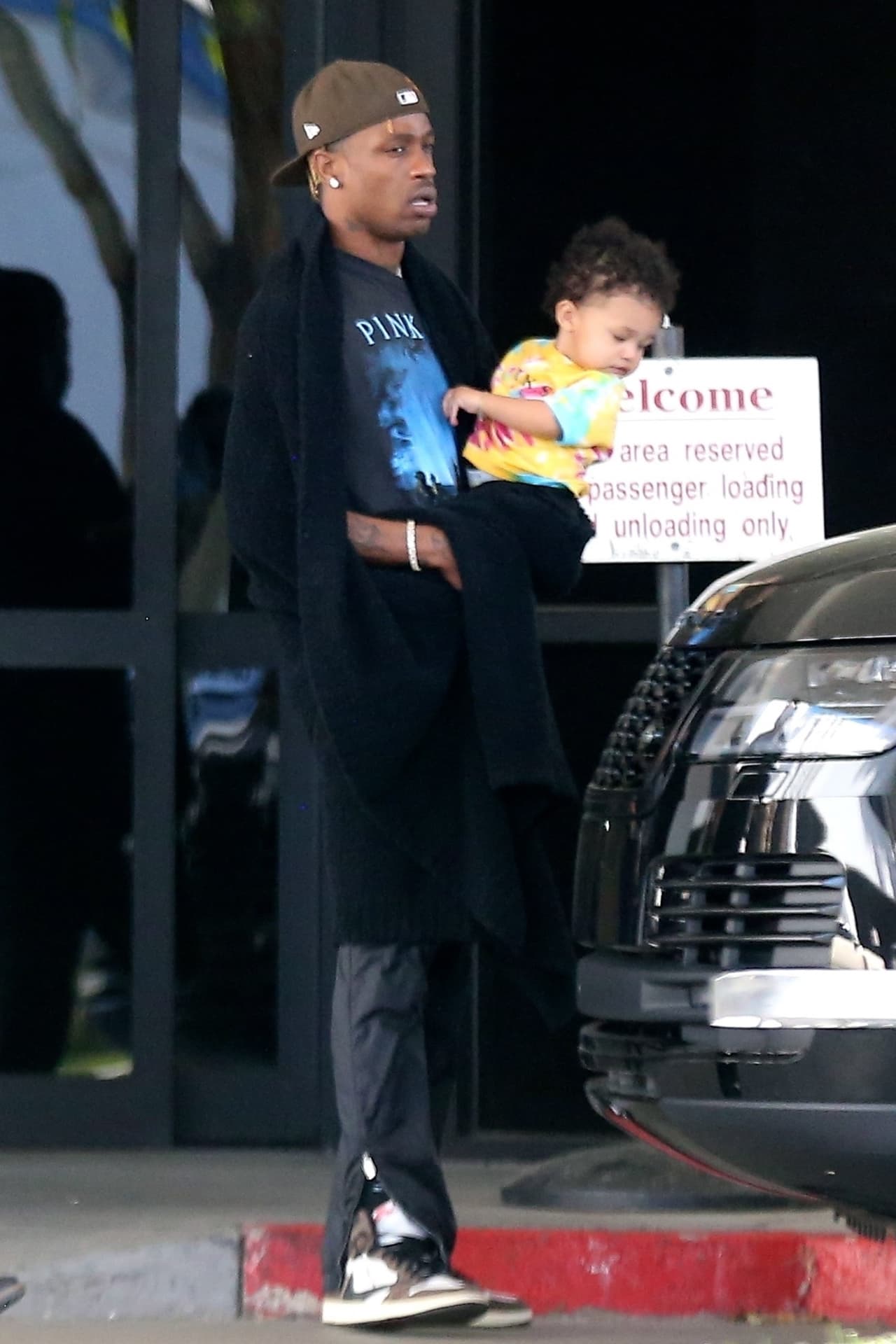 Para el abogado del cantante el veredicto es "decepcionante", pero reconoció que es mucho menor a las siete cifras exigidas por los promotores.